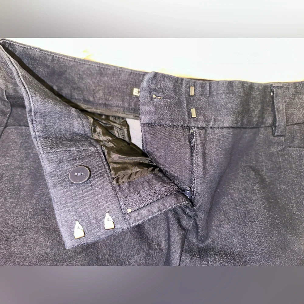 EUC Express Size 0R‎ Dark Denim Trouser Women's Shorts